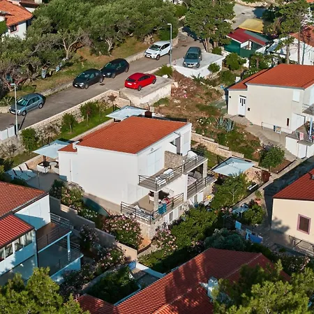 With Sea View Vitorio 3* Mali Losinj