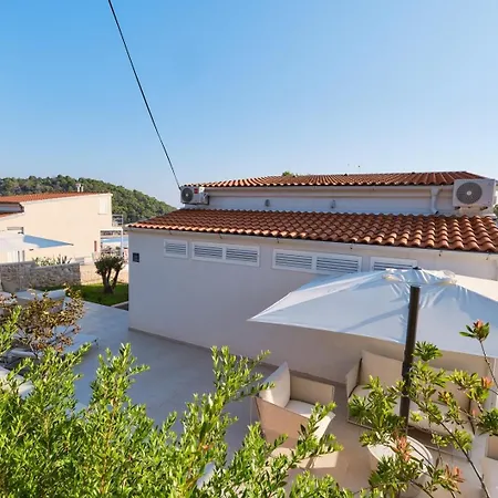 With Sea View Vitorio Guest house Mali Losinj